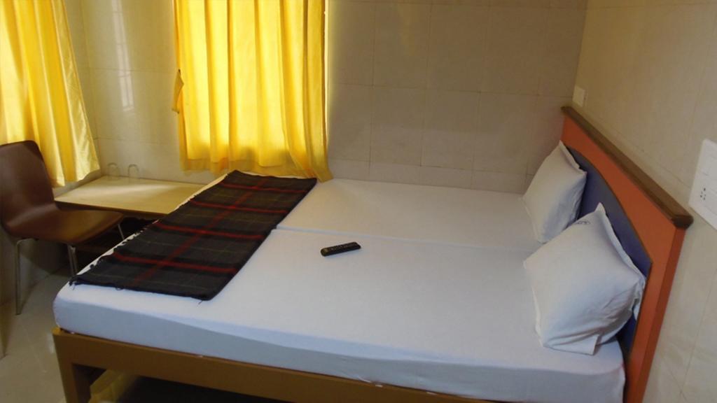 Kvr Deluxe Residency Willa Tirupati Pokój zdjęcie